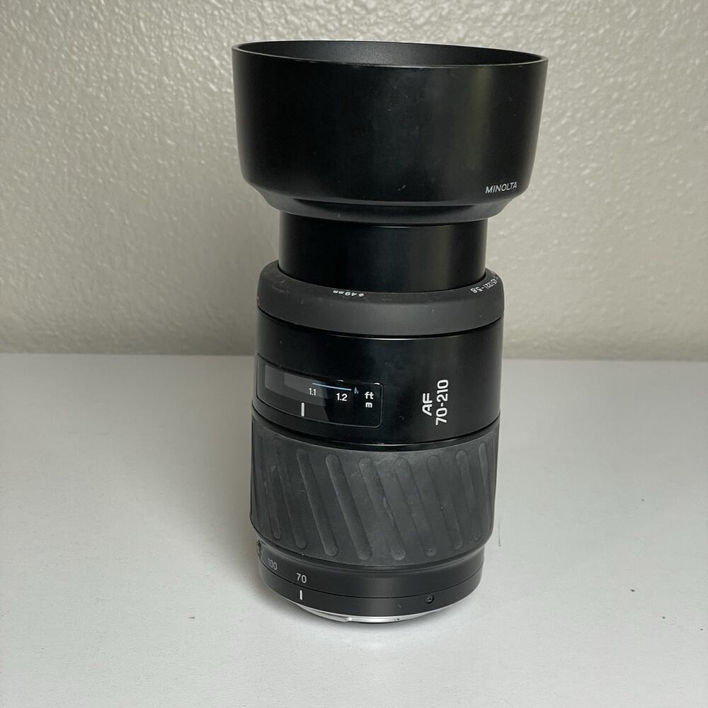 Minolta AF Zoom 70-210mm F/4.5 -5.6 Lens